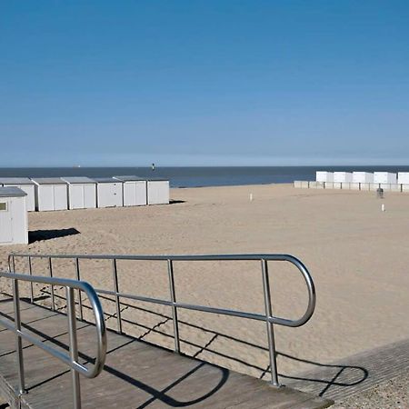 Huswell - Beautiful And Spacious Studio With Side Seaview Knokke-Heist Dış mekan fotoğraf