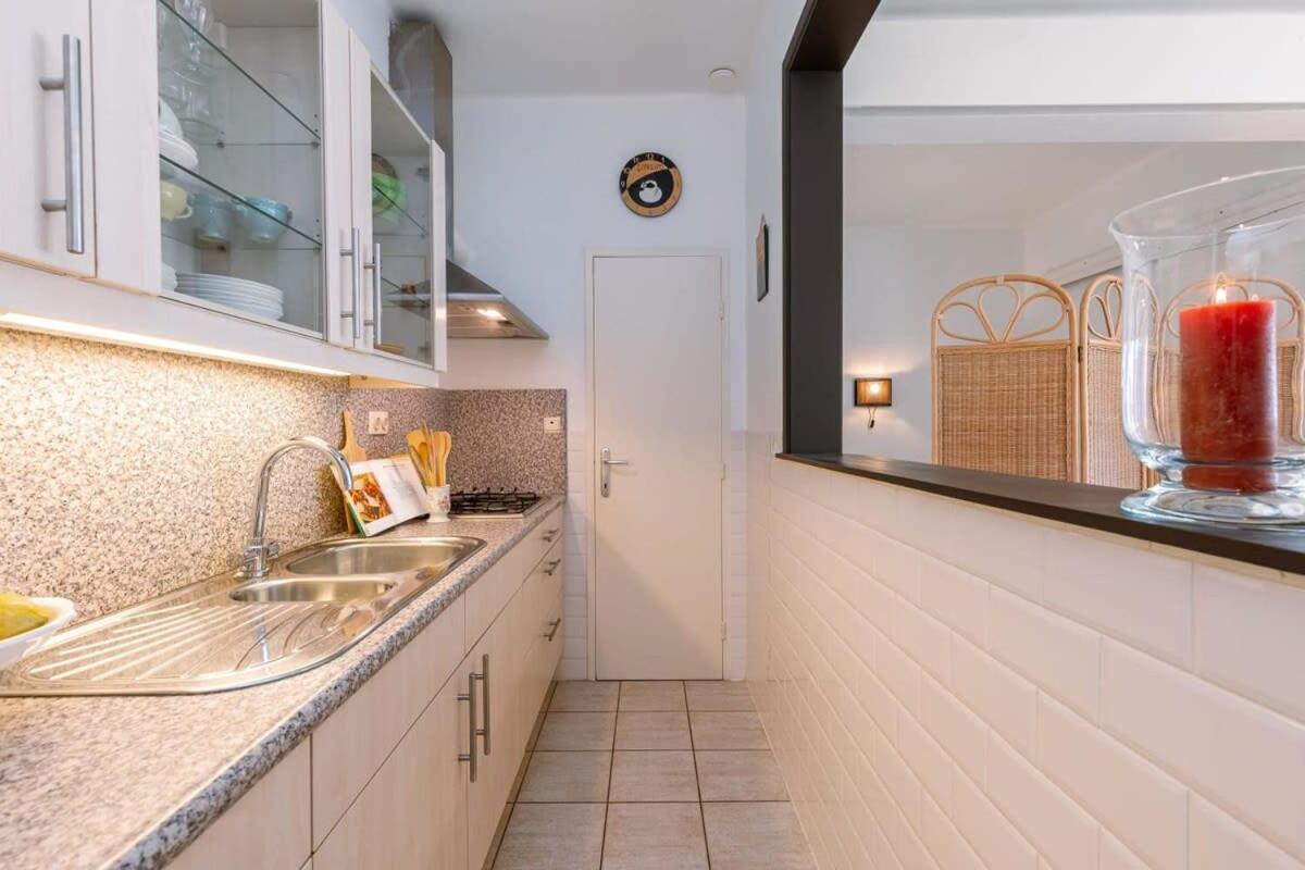 Huswell - Beautiful And Spacious Studio With Side Seaview Knokke-Heist Dış mekan fotoğraf
